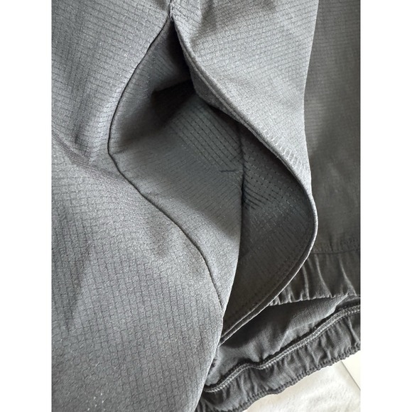 New Lululemon Run Crew Graphic Cinch-Hem Jacket Sz XL Black Limited Edition Rain - Picture 11 of 13